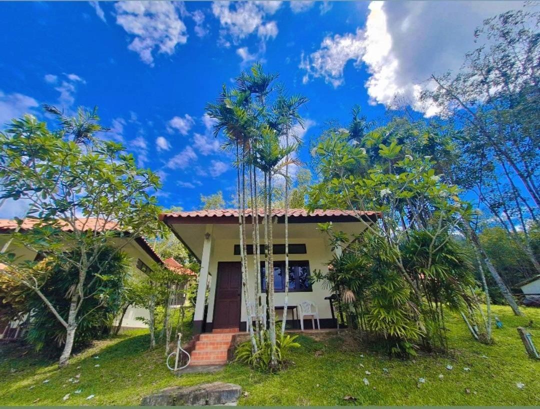 Koh Mook Rubber Tree Bungalows Extérieur photo
